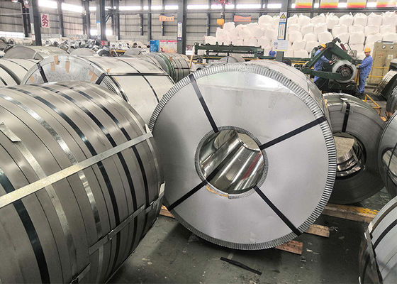 Anchura profesional de SAE Cold Rolled Steel Coil 1250m m del metal