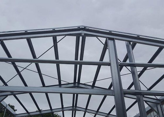 Edificio famoso modificado para requisitos particulares de la estructura de acero del cinc de epoxy prefabricado