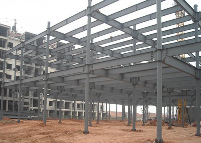 El marco metálico prefabricado Warehouse del palmo grande de la estructura de acero del diseño de China Sqm 1000 pintó el edificio de la estructura de acero